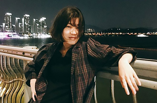 Чан Юн-хва  — яркая представительница поколения сампо в Южной Корее